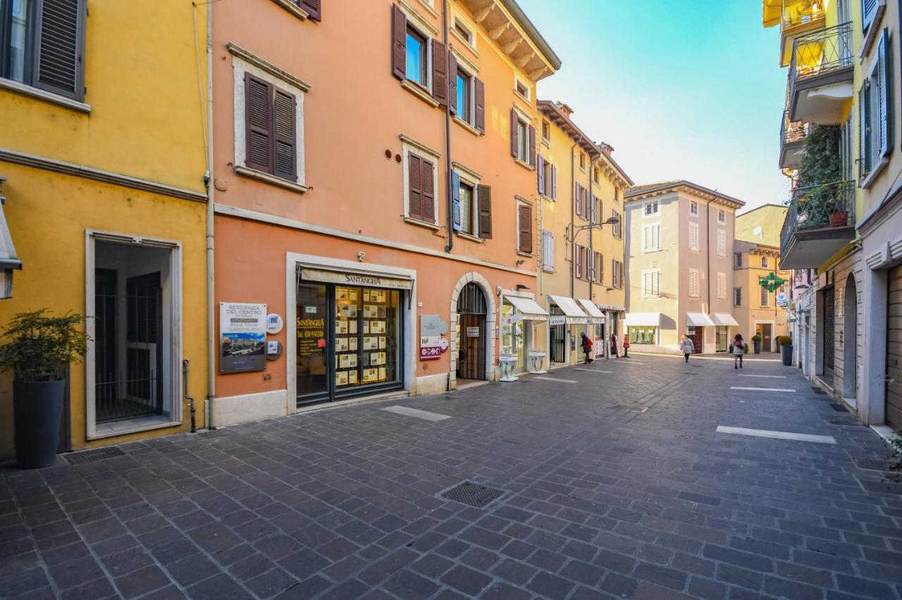 Ferienwohnung DesenzanoLoft Yellow Self Check-In Desenzano del Garda Exterior foto